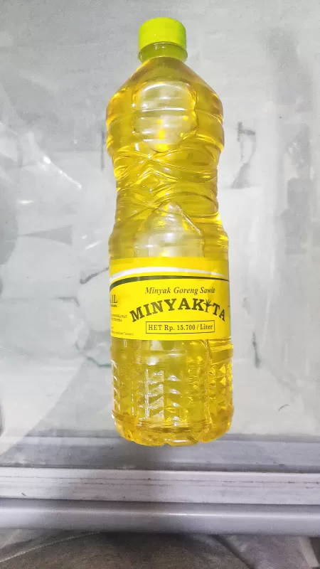 Minyak Goreng Minyak kita botol